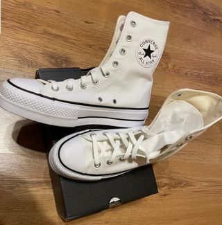 Converse Plataforma talla 37,5 nuevas completament de segunda mano por 72  EUR en Madrid en WALLAPOP
