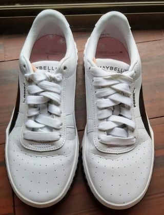 Zapatillas Puma Maybelline de segunda mano por 30 EUR en Toledo en WALLAPOP