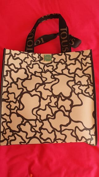 Bolso Tous osito Blanco y Negro de segunda mano por 70 EUR en Alhaurín de  la Torre en WALLAPOP