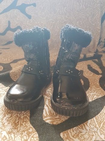 Stivaletti da bambina n.ro 20 - Nero lucido