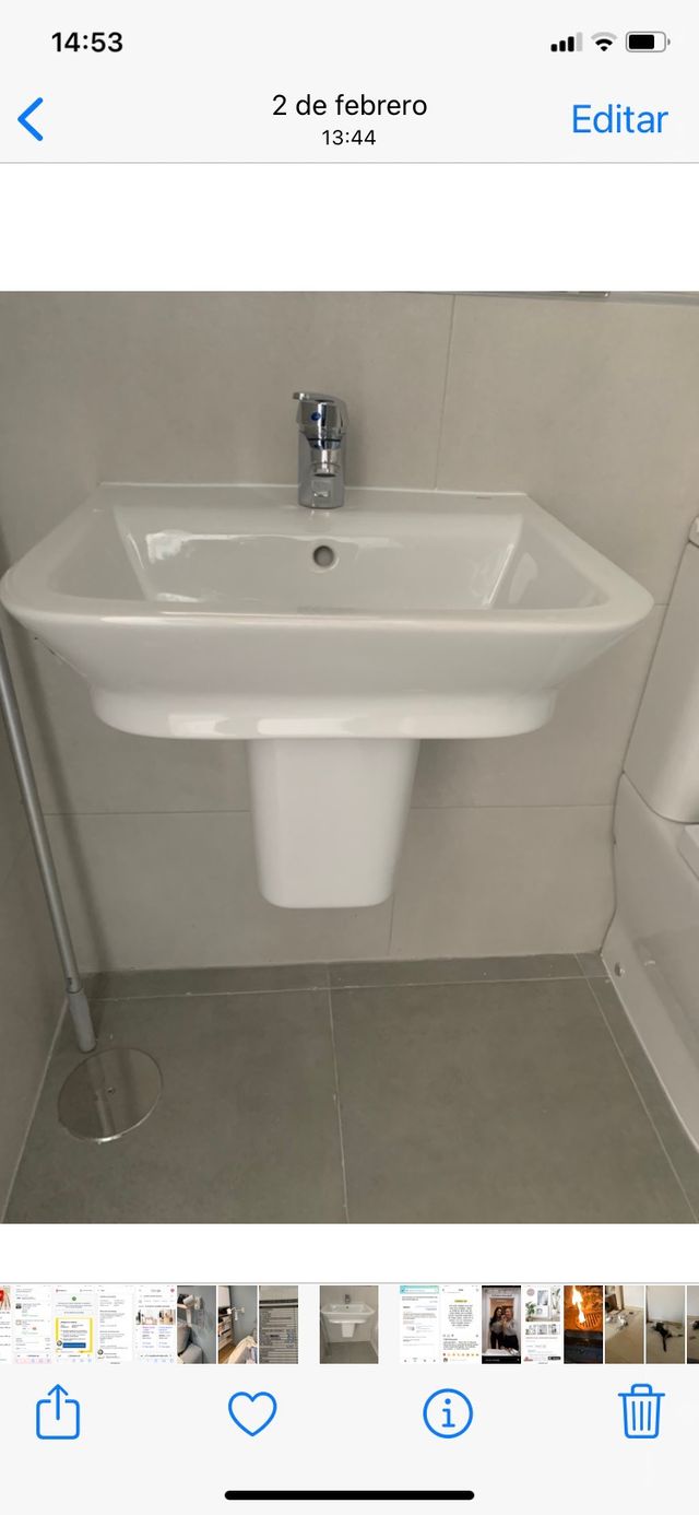 Dos Lavabos con grifería incluida