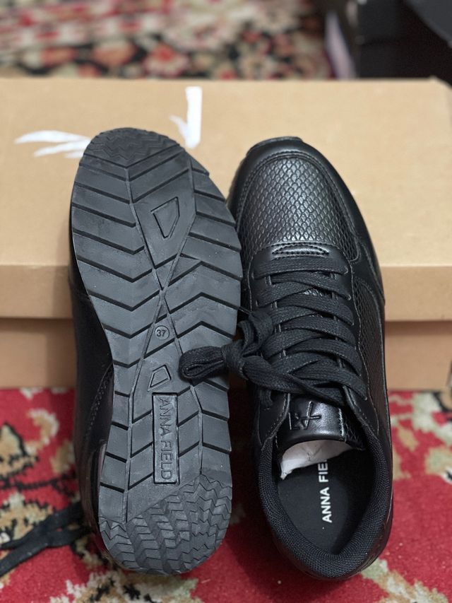 Zapatillas Anna Field Mujer