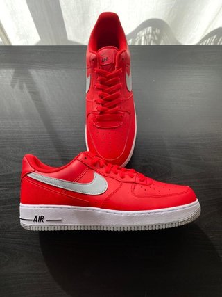Zapatillas Nike Air Force 1 Low University Red de segunda mano por 150 EUR  en Madrid en WALLAPOP