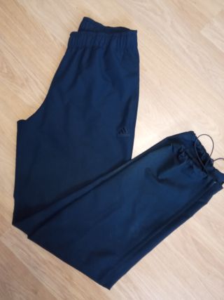 Pantalón chándal hombre climalite Adidas Talla S de segunda mano por 20 EUR  en Alcorcón en WALLAPOP
