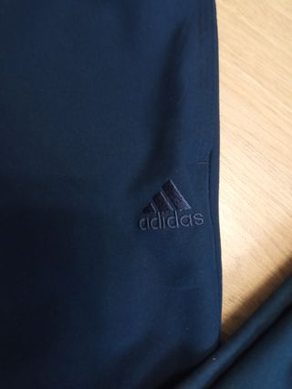 Pantalón chándal hombre climalite Adidas Talla S de segunda mano por 20 EUR  en Alcorcón en WALLAPOP