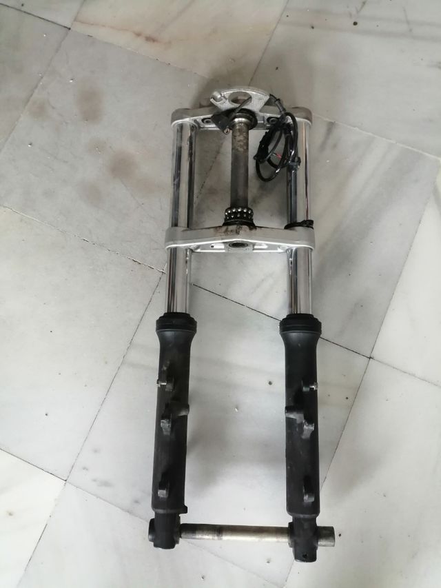 barras tijas t max 530. horquilla.