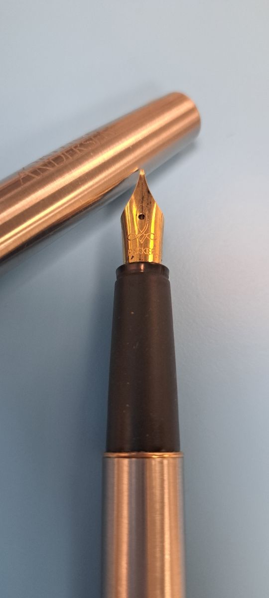 PLUMA PARKER FRONTIER