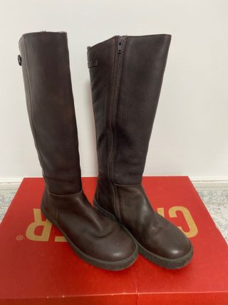 Botas Altas CAMPER de segunda mano por 18 EUR en Cerdanyola del Vallès en  WALLAPOP