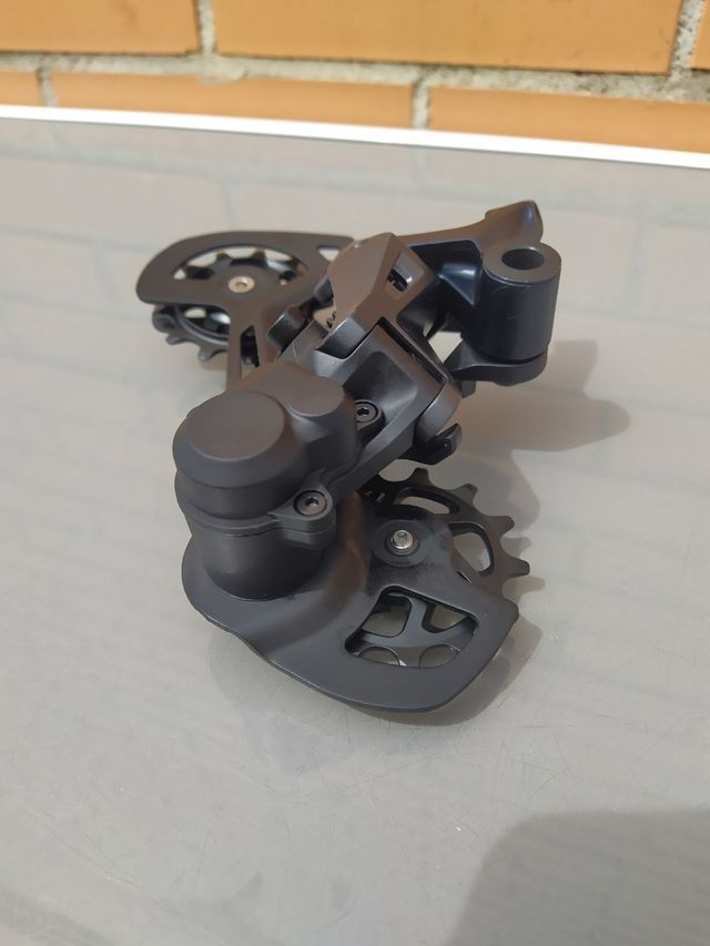 12v SHIMANO SLX RD-M7120. Cambio trasero Nuevo.