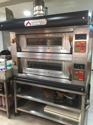 Horno Pizza eléctrico Moretti Forni de segunda mano por 3.500 EUR en Alzira  en WALLAPOP