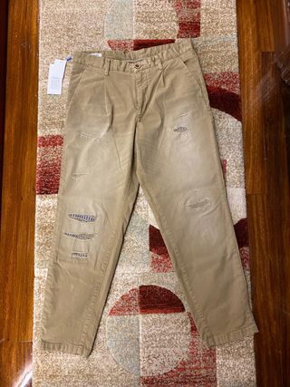 Pantalon Jack and Jones a estrenar . Talla : 34 de segunda mano por 25 EUR  en Barakaldo en WALLAPOP