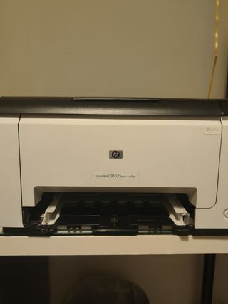 Impresora wifi HP LaserJet CP1025nw de segunda mano por 30 EUR en Sevilla  en WALLAPOP
