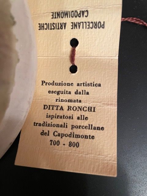 Figura porcelana CAPODIMONTE
