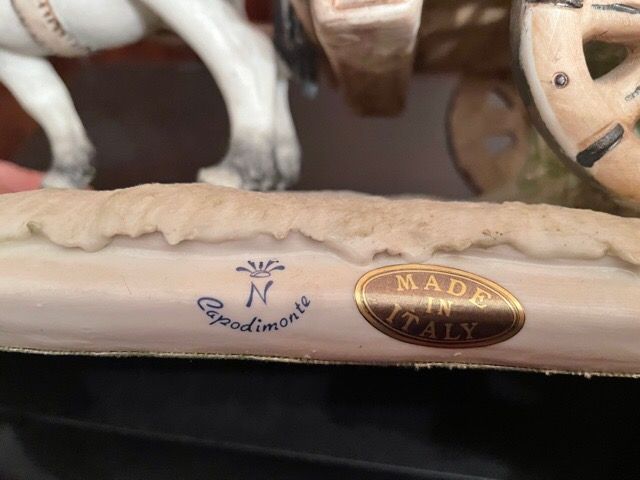 Figura porcelana CAPODIMONTE