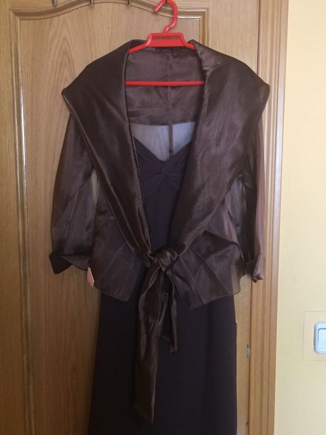 Vestido para celebraciones.