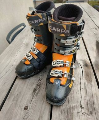 ESQUI TRAVESÍA Y MONTAÑA BOTAS en Charli Jaca tienda online de material  deportivo