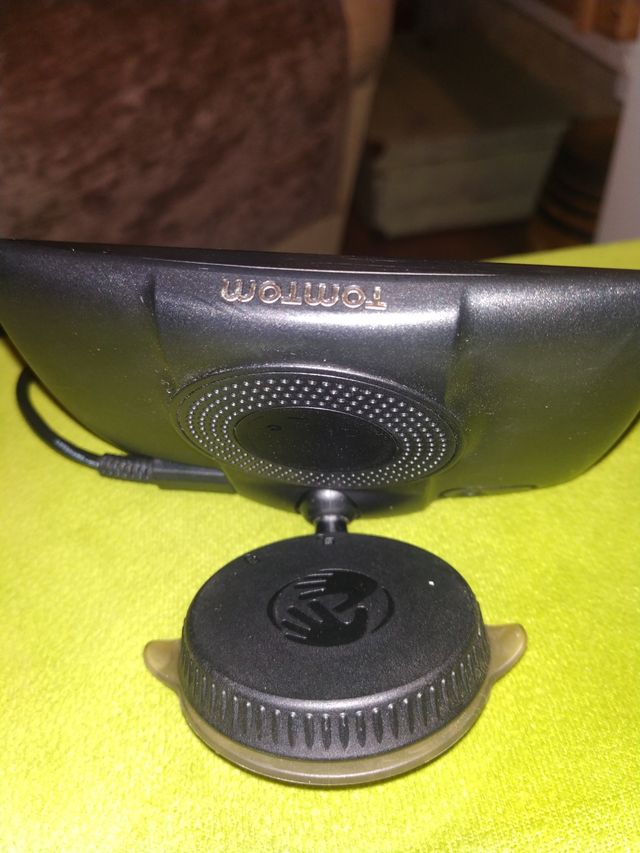 NAVEGADOR TOMTOM