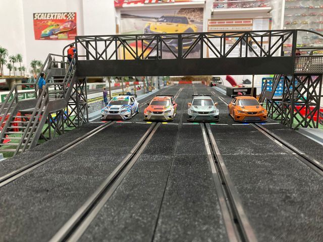 PASARELA CIRCUITO SLOT SCALEXTRIC NINCO 4 CARRILES