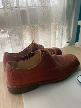 Zapatos de piel caballero EL CORTE INGLÉS de segunda mano por 35 EUR en  Gijón en WALLAPOP