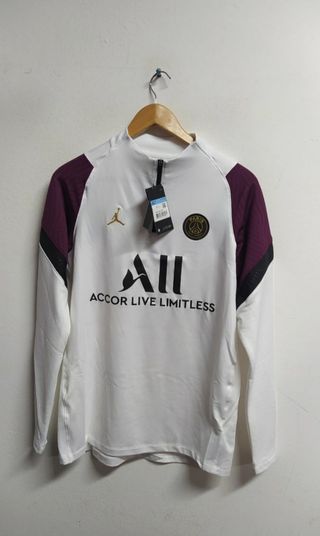 Sudadera PSG Jordan Nike de segunda mano por 55 EUR en Agualejas en WALLAPOP
