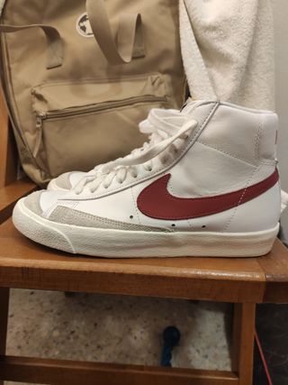 Nike Blazer Mid \\'77 Vintage talla 38 de segunda mano por 55 EUR en  Barcelona en WALLAPOP