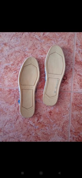 Zapatillas de Esparto Sfera de Hombre de segunda mano por 6 EUR en Málaga  en WALLAPOP