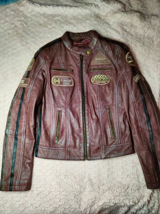 Chaqueta moto custom de segunda mano por 85 EUR en Maliaño en WALLAPOP