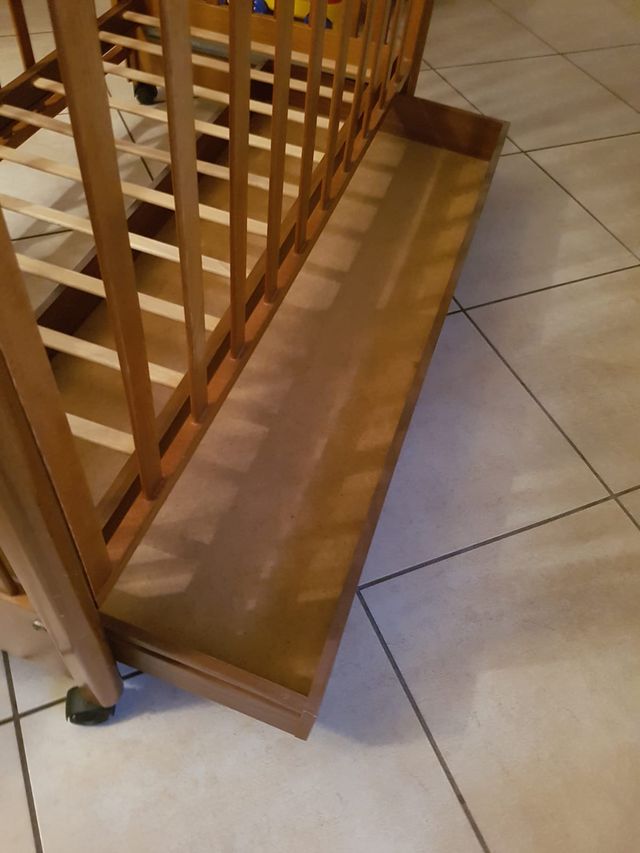 Lettino in legno di faggio per bambino/a