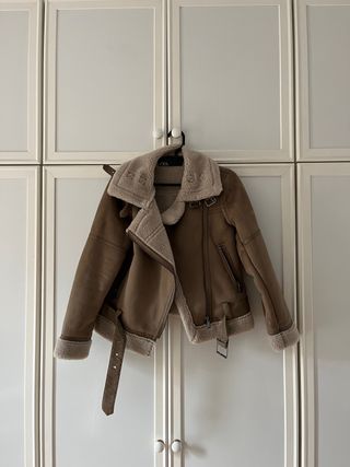 Chamarra Zara nueva de segunda mano por 33 EUR en Barcelona en WALLAPOP