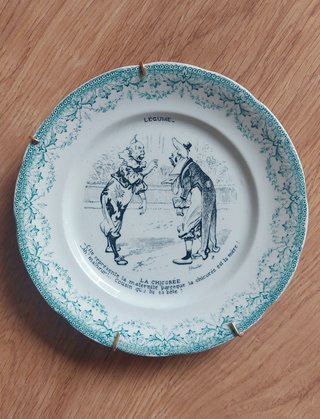 Plato antiguo ceramica Sarreguemines Francia