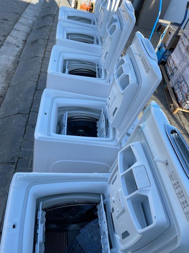 Lavadoras de carga superior nuevas de golpe