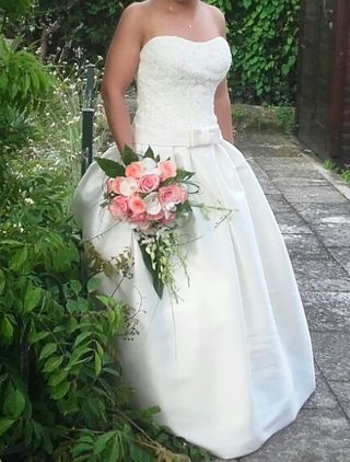 Vestido novia de segunda mano por 800 EUR en Pontevedra en WALLAPOP