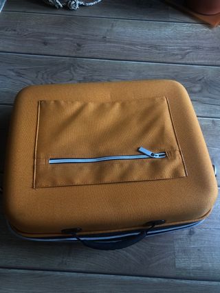 Maletín Portátil IKEA Family de segunda mano por 3 EUR en Cambados en  WALLAPOP