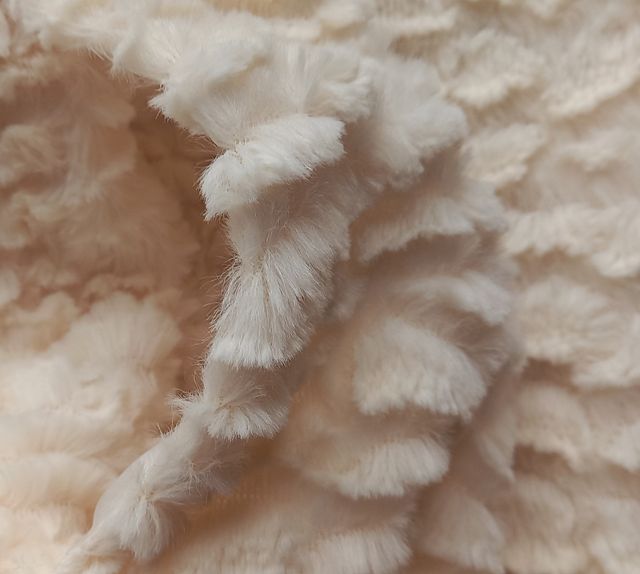 Chaqueta piel sintética de la firma Yumi