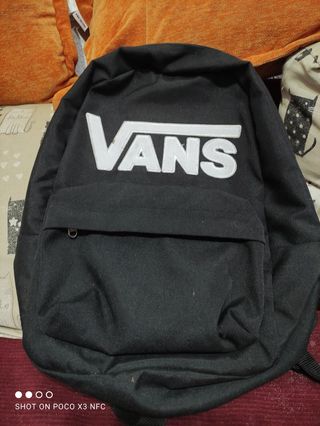 Mochila Vans de segunda mano por 22 EUR en Madrid en WALLAPOP