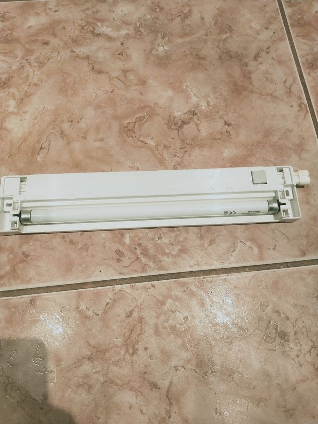 lampara florescente 8w