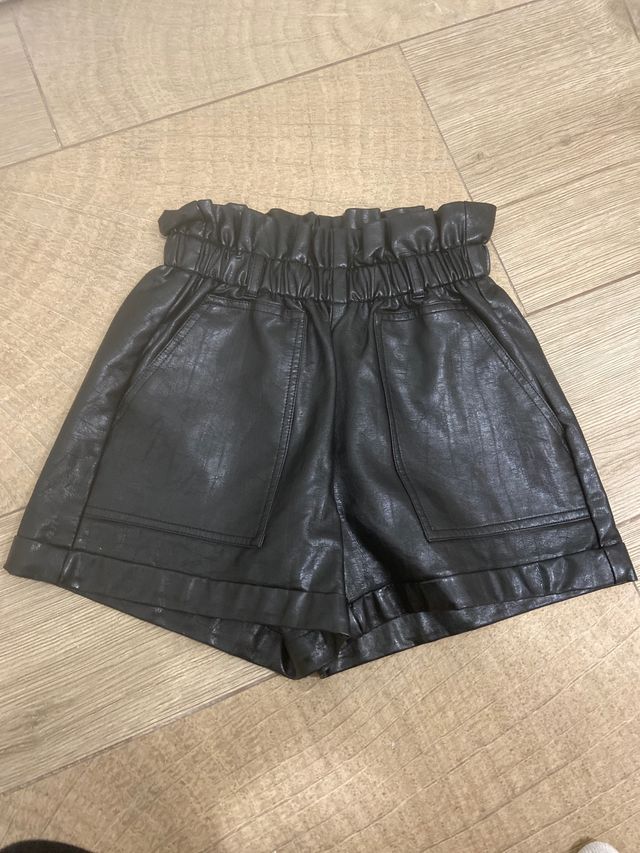 PANTALÓN CORTO BERSHKA