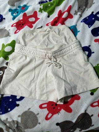 Pantalón corto chándal premama de segunda mano por 5 EUR en Elorriaga en  WALLAPOP