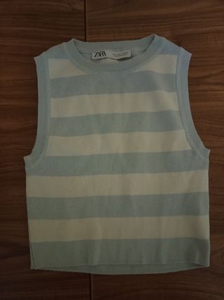 Top rayas zara de segunda mano por 7 EUR en Gijón en WALLAPOP