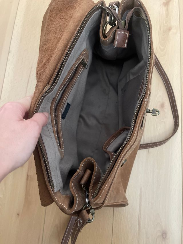 Bolso de piel grande