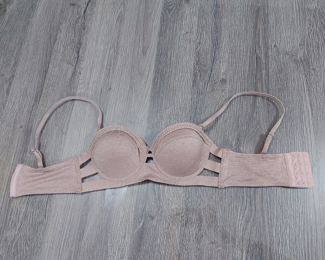 Sujetador nuevo rosa brillante talla 36