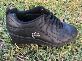 Zapatillas Sport Kelme con Cuña como NUEVAS de segunda mano por 12 EUR en  Córdoba en WALLAPOP