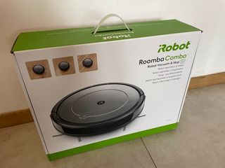 Robot Roomba Combo (barre\\/aspira\\/friega) de segunda mano por 230 EUR en  Barcelona en WALLAPOP