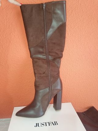 Botas altas Just Fab de segunda mano por 20 EUR en Linares en WALLAPOP