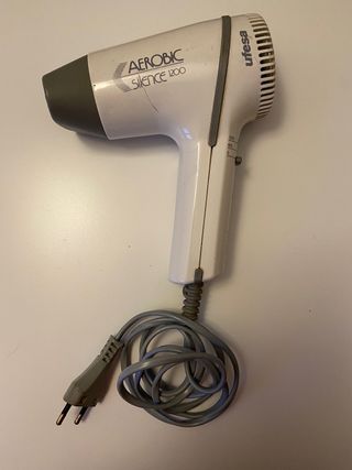 Secador de pelo Ufesa de segunda mano en WALLAPOP