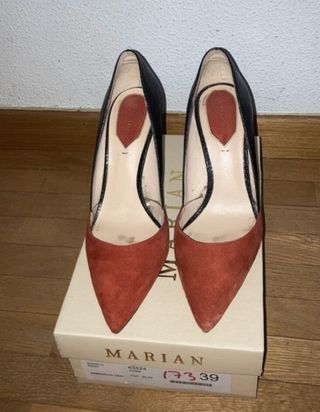 Zapatos tacón bicolor Zara Nuevo de segunda mano por 12 EUR en Madrid en  WALLAPOP