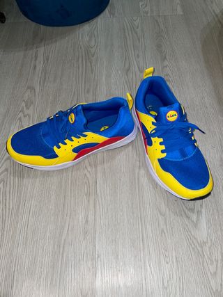 Zapatillas LIDL de segunda mano por 35 EUR en Donostia-San Sebastián en  WALLAPOP