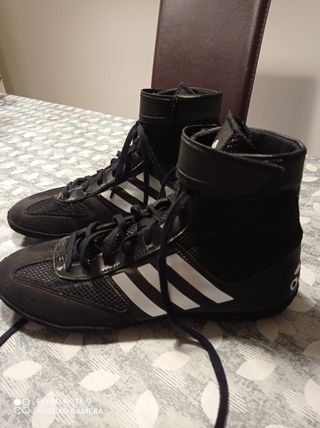 Botas de boxeo Adidas. de segunda mano por 60 EUR en O Porriño en WALLAPOP