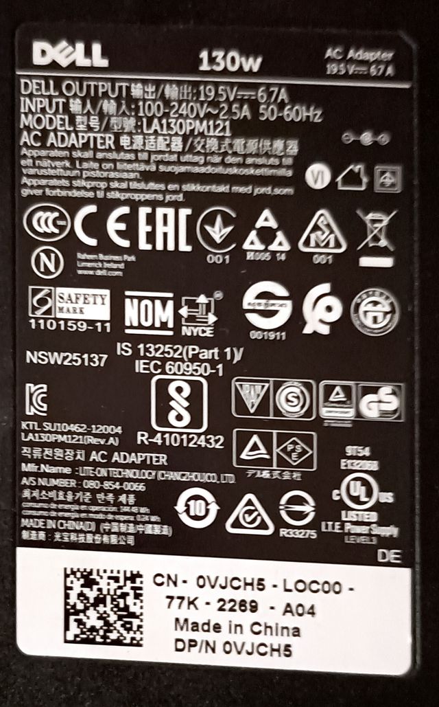 Dell Cargador con cable de alimentación 130W