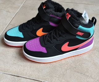 Zapatillas Nike. Talla:34 de segunda mano por 60 EUR en Arrecife en WALLAPOP
